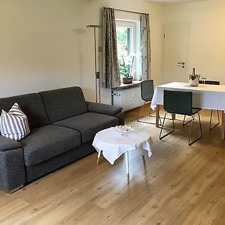 Aumühle Apartment